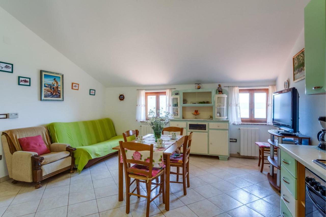 Apartmani Zorica Martinscica  Bagian luar foto