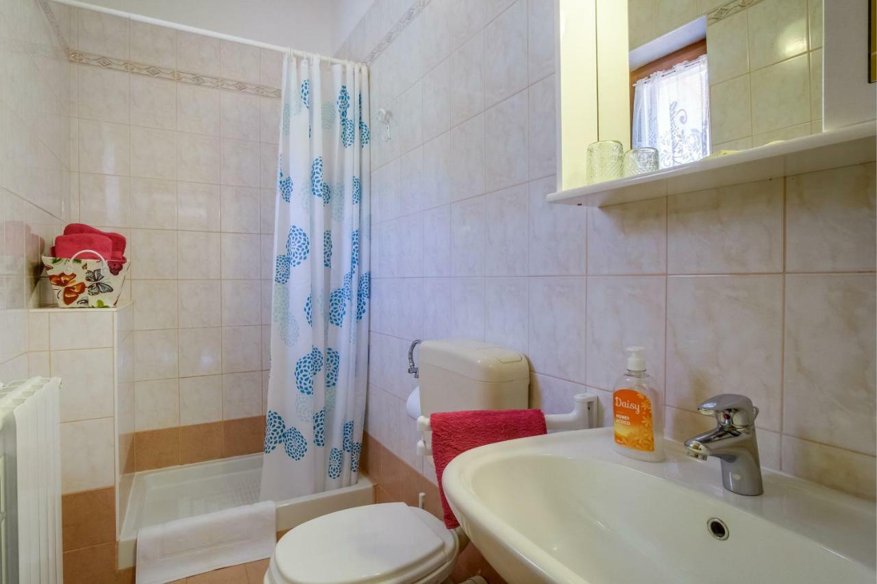 Apartmani Zorica Martinscica  Bagian luar foto