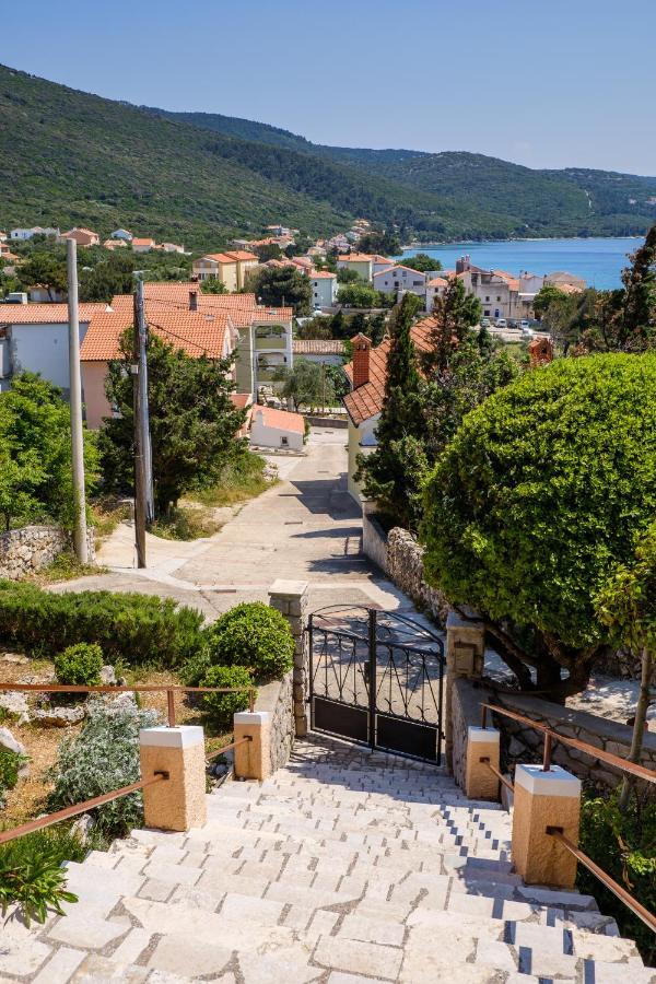 Apartmani Zorica Martinscica  Bagian luar foto